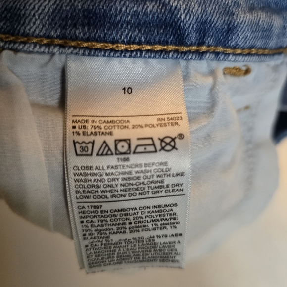 Old Navy  Womens Light Blue Jean Shorts. Size 10. - Picture 4 of 4